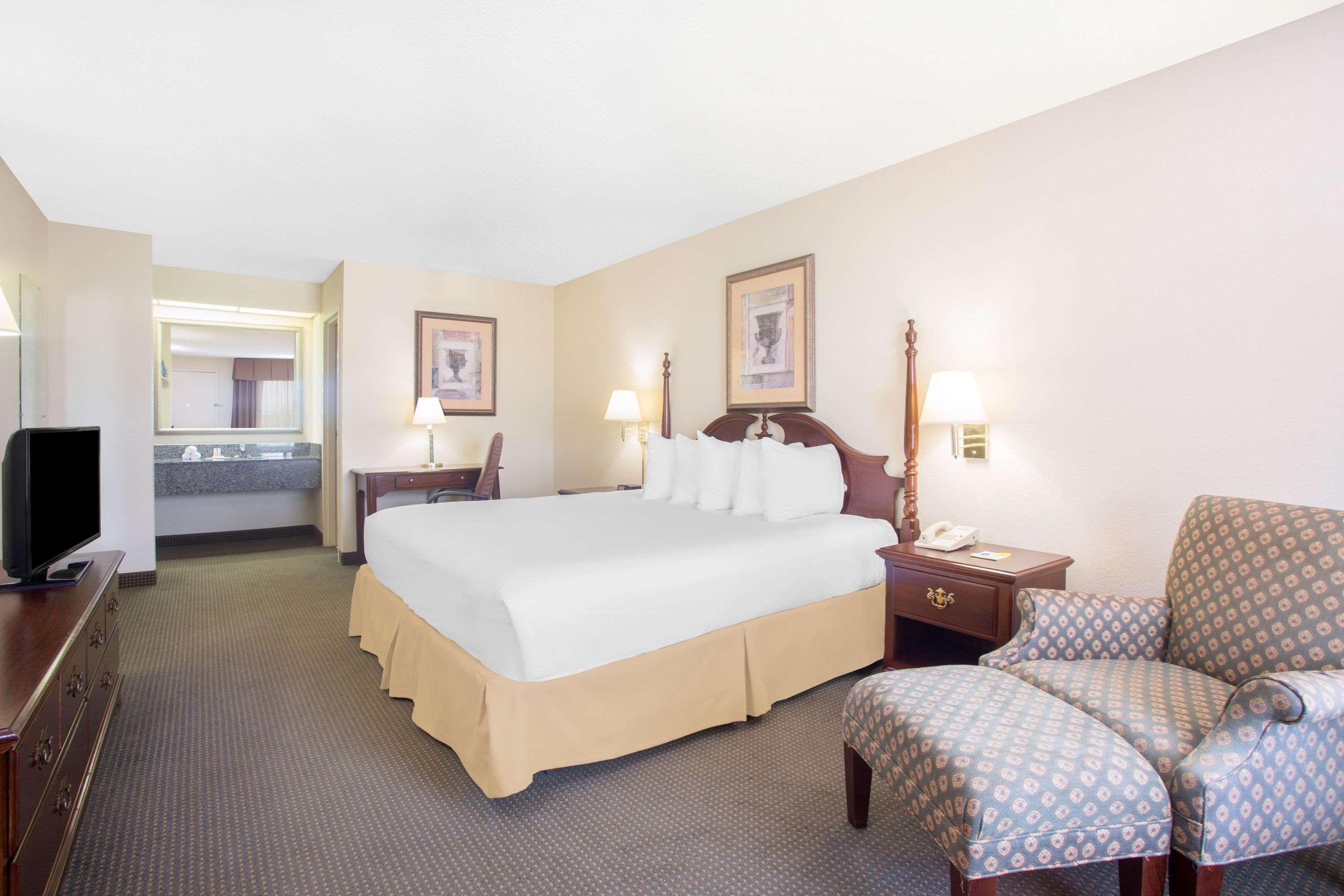 Days Inn by Wyndham Metter Exterior foto